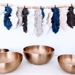 Klangschalen im Raum Neuklang